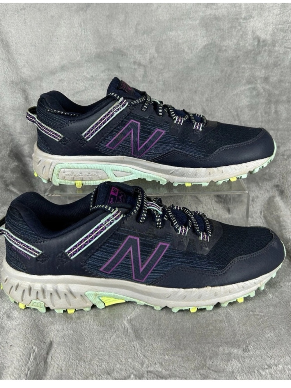 New Balance Women's 410v6 Trail Shoes Navy with Purple & Blue size 10 athleisure